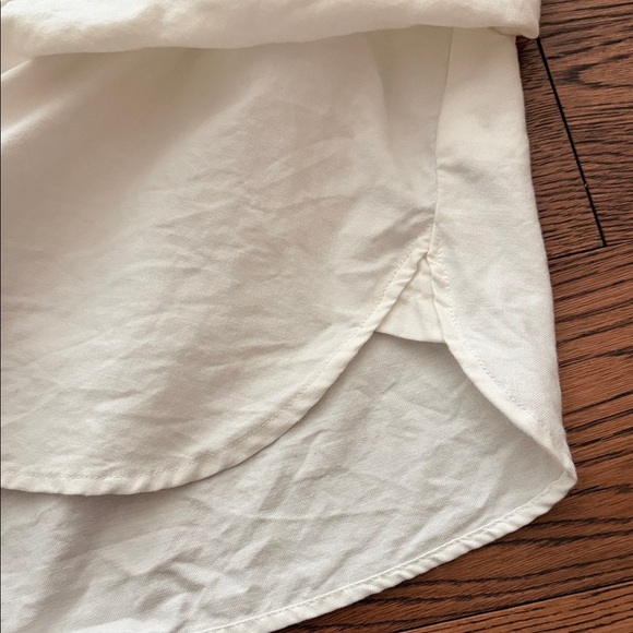 Old Navy “the cropped shirt” - Picture 3 of 3